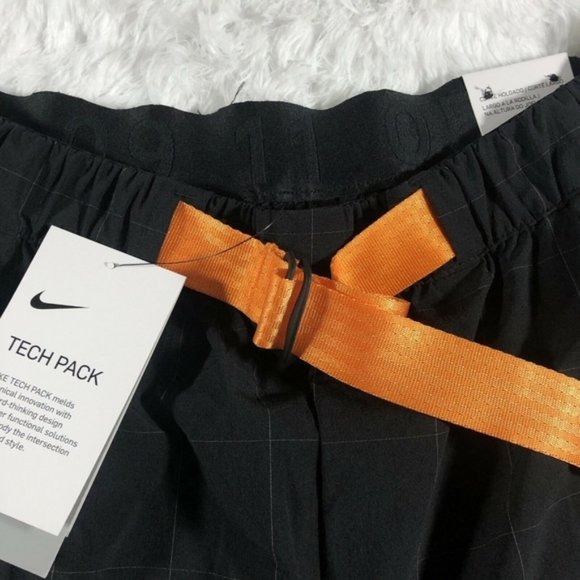 Nike Sportswear Tech Pack Repel Woven Shorts - Picture 3 of 10